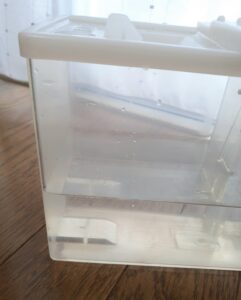 除湿器に溜まった水