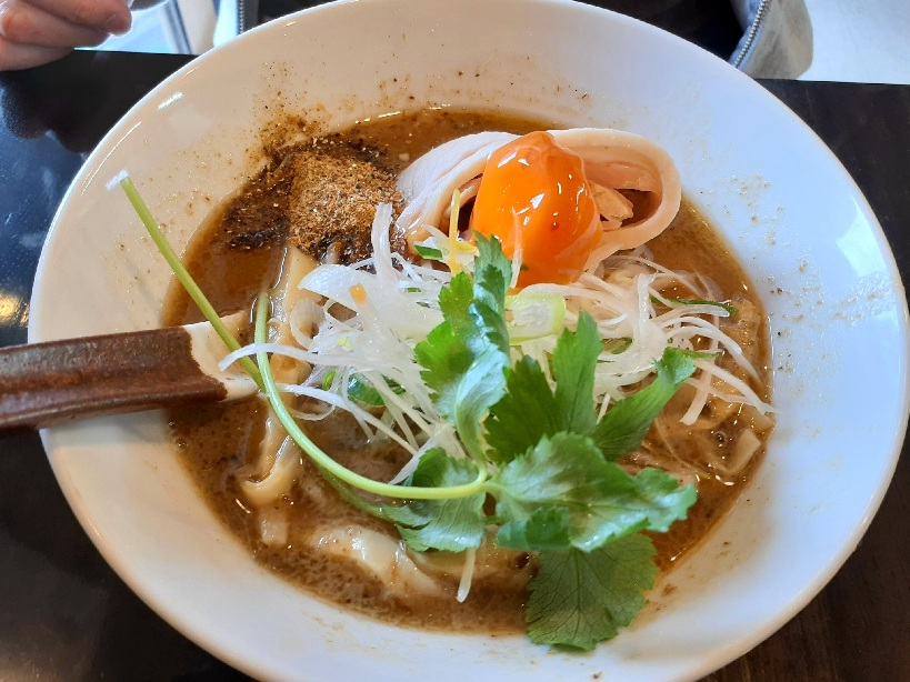 麵屋友来の泥煮干し醤油SOBA