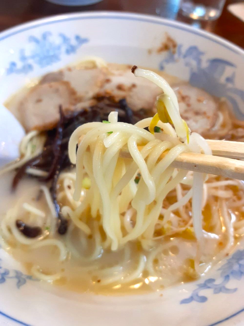 こむらさきの王様ラーメン