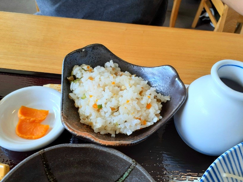 浮島御膳の混ぜご飯