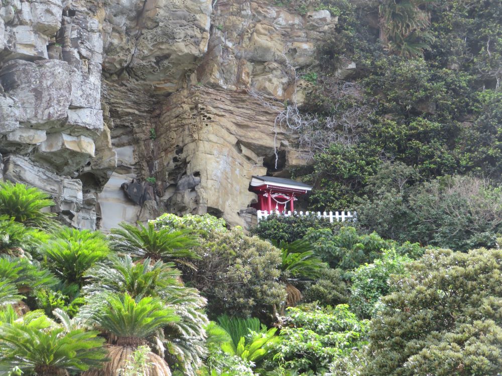 御崎神社の社殿