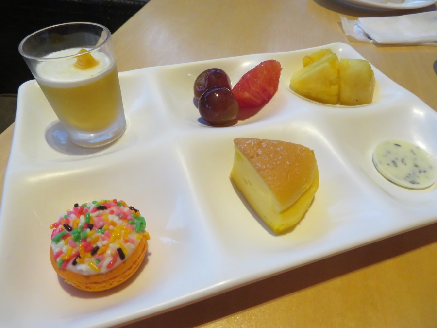 シーガイア「パインテラス」のディナービュッフェ