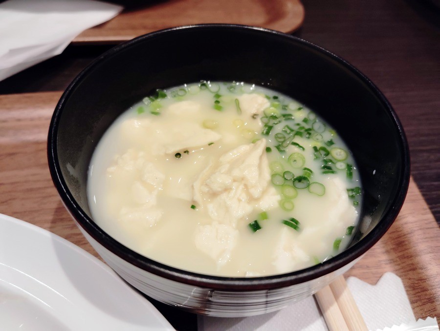 ホテルグランビュー石垣The Firstの朝食ビュッフェのゆしどうふ